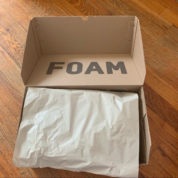 Yeezy Foam Runner - Tan - Picture 6 of 15